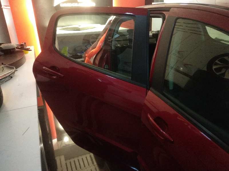  puerta trasera derecha   peugeot 308 access 1.6 hdi fap
