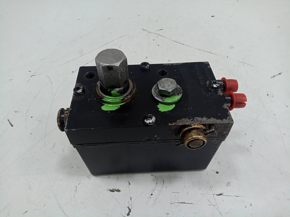 Bomba hidraulica renault premium distribution f