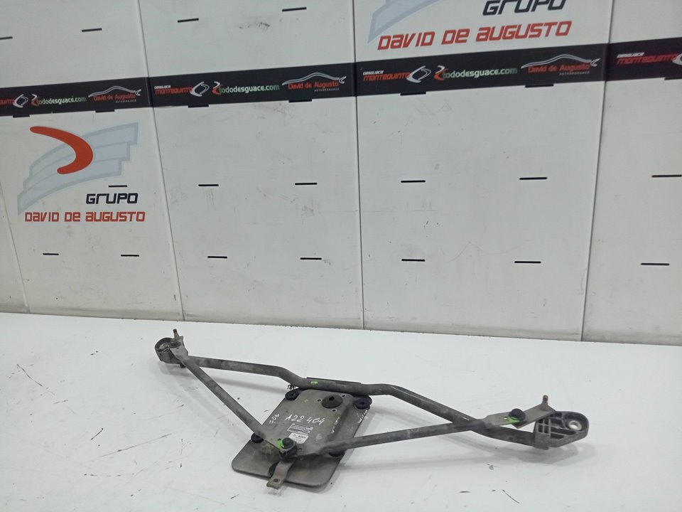 Varillaje motor limpia delantero nissan atleon.110 110.56     