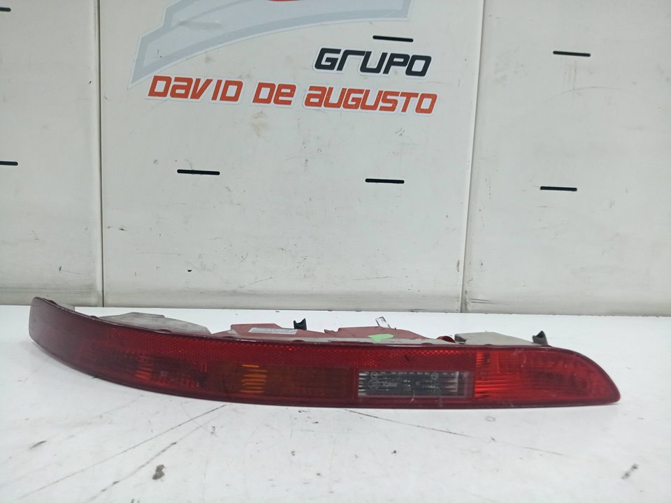 Piloto derecho paragolpes trasero audi q7 4.2 fsi quattro