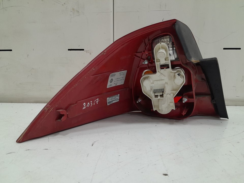 Piloto trasero derecho renault megane ii ranchera familiar 