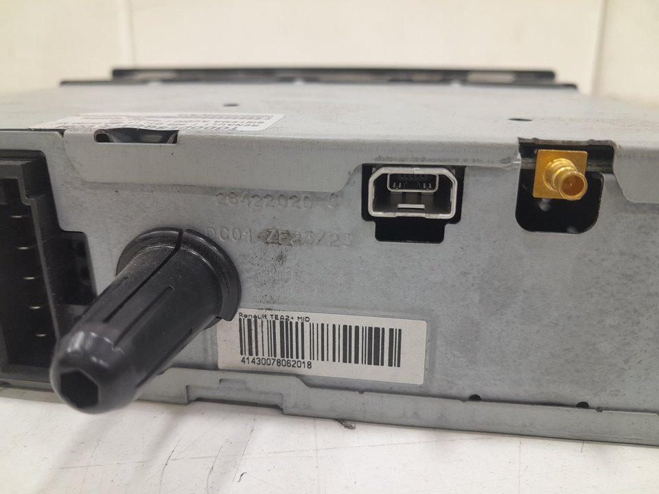 Sistema audio / radio cd renault t 460 dti 11 460 euro 