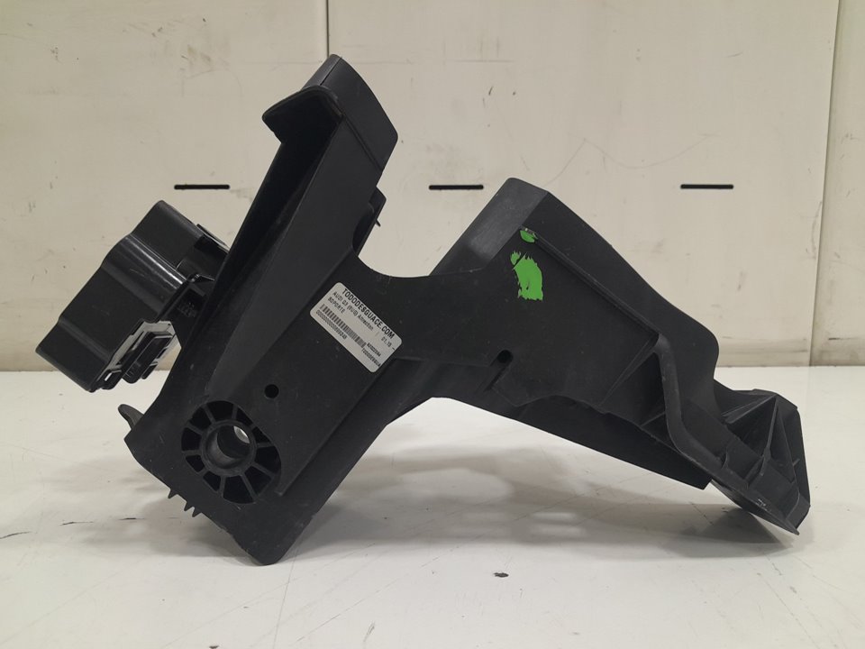 Soporte audi q3 (8ug) attraction     
