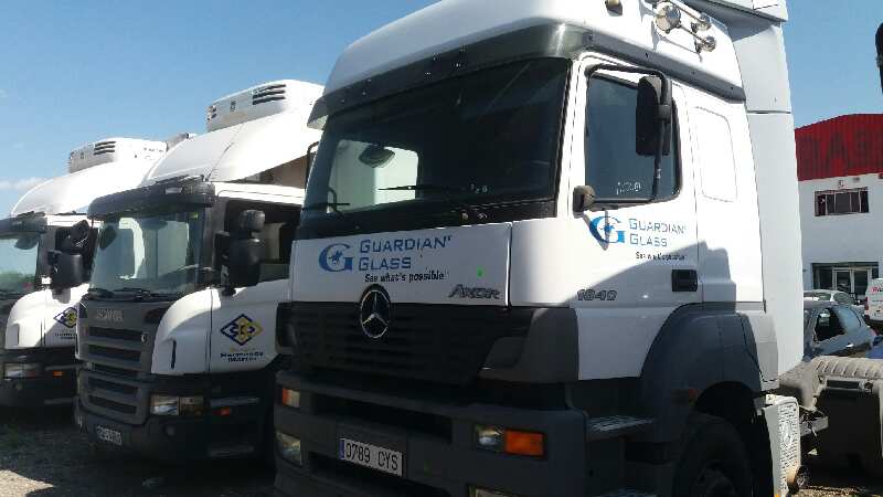 Caja direccion mercedes axor 2  ejes serie 