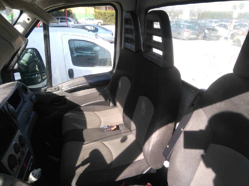  asiento delantero derecho   iveco daily pr doppelkabine 35 c... radstand 3750 3.0 diesel