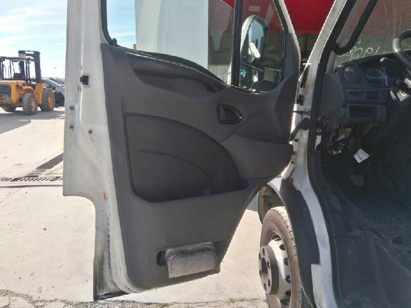 cerradura puerta delantera izquierda   iveco daily pr doppelkabine 35 c... radstand 3750 3.0 diesel