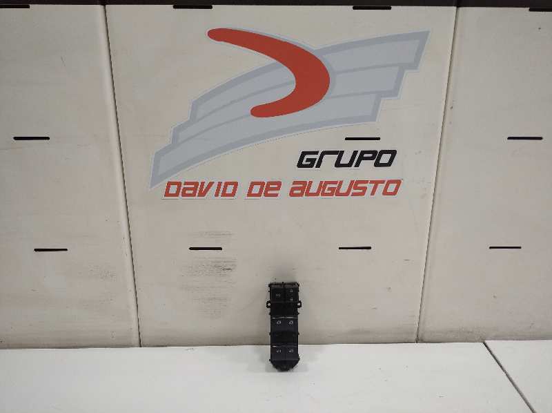 Mando elevalunas delantero izquierdo toyota chr hybrid active hÍbr