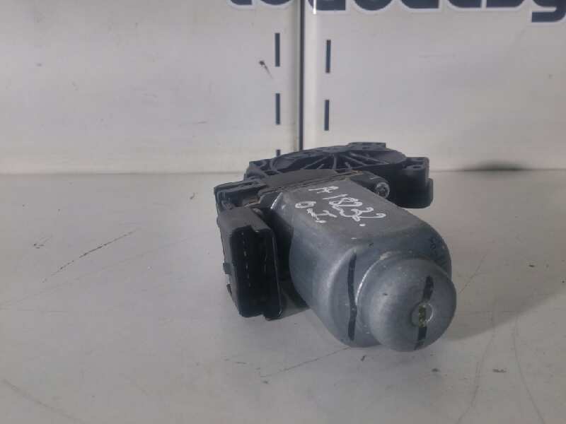 Motor elevalunas delantero izquierdo nissan qashqai  qashqai +2 i 1.5 dci