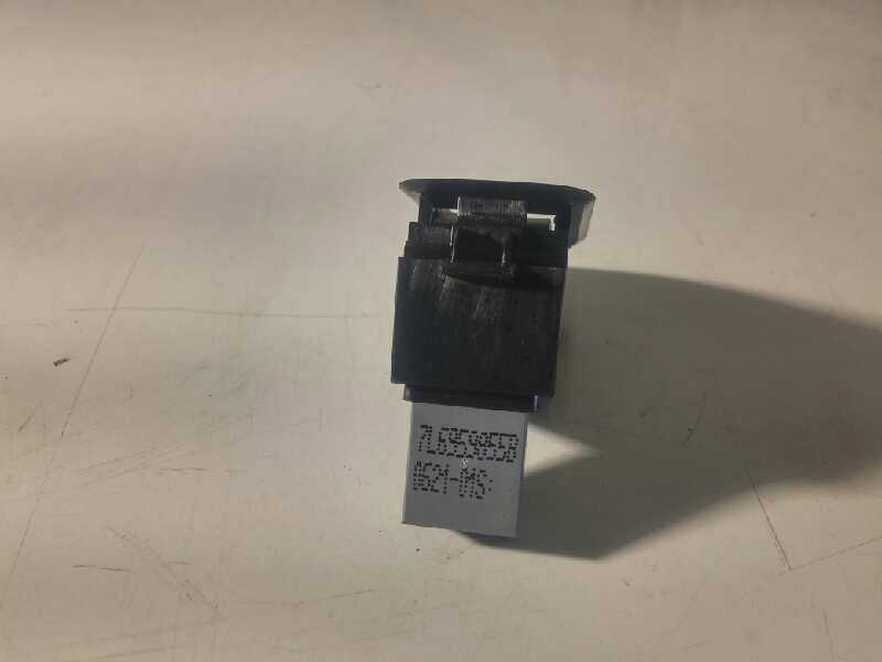 Mando elevalunas trasero derecho volkswagen polo 1.4 (6r1)