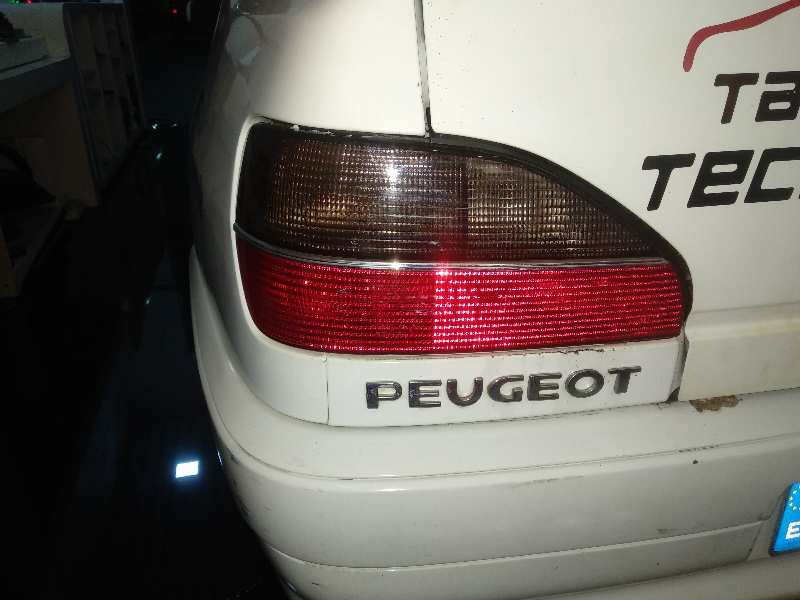 Piloto trasero izquierdo peugeot 306 1.9 d