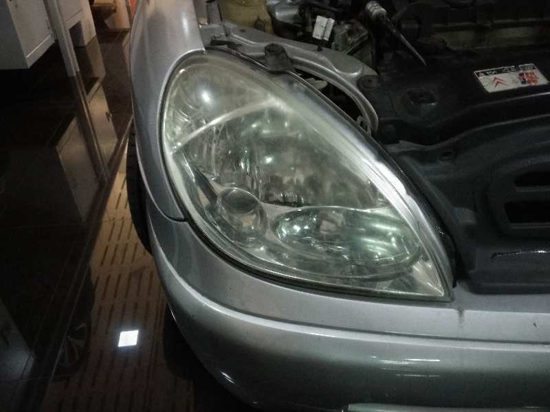 Faro derecho 1.6 16v