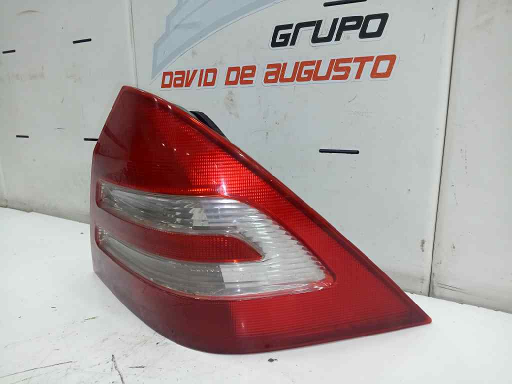 Piloto trasero derecho mercedes-benz clase c c 200 kompressor (203.045)