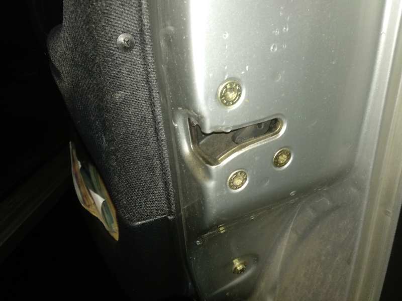 Cerradura puerta delantera derecha opel corsa b 1.2 i 16v (f08 f68 m68)