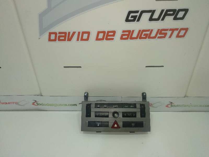 Mando calefaccion /  aire acondicionado peugeot 407 2.0