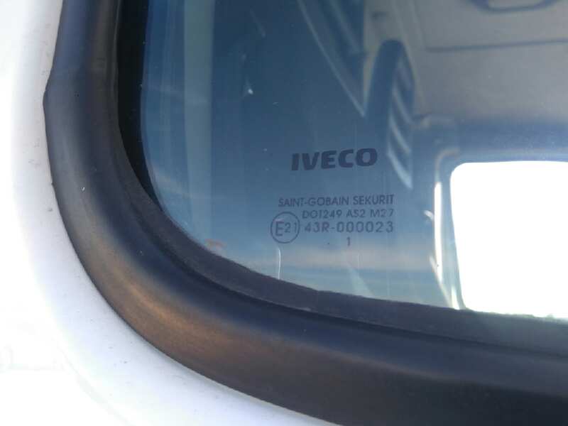  luna delantera derecha   iveco daily pr doppelkabine 35 c... radstand 3750 3.0 diesel