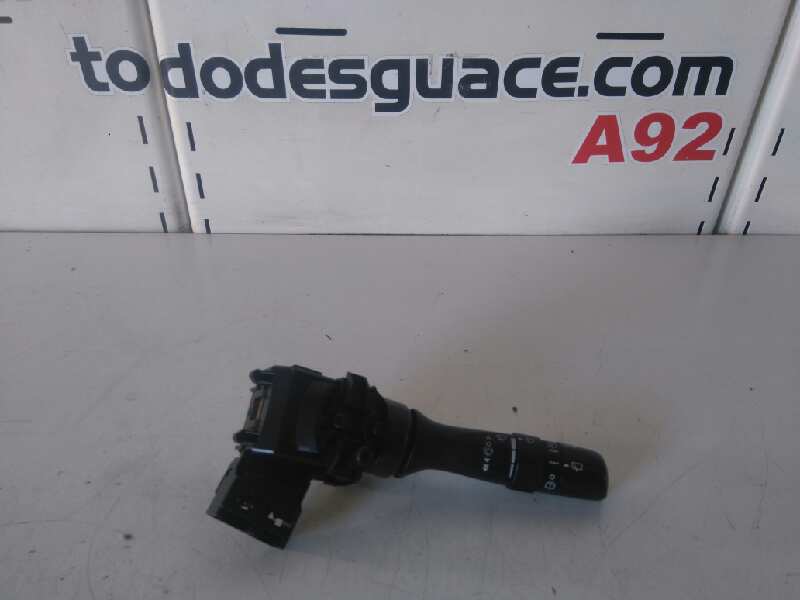 Mando limpia toyota auris 1.4 d4d (nde150_)