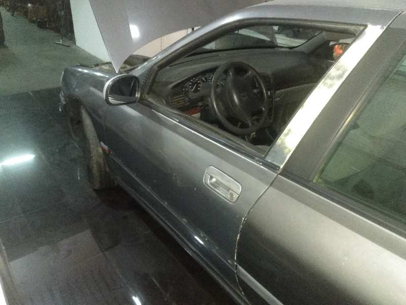 Puerta delantera izquierda peugeot 406 2.0 16v