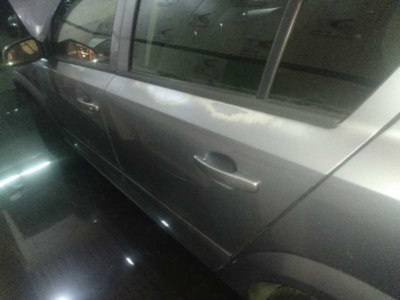Maneta exterior trasera izquierda opel astra h 1.7 cdti (l48)