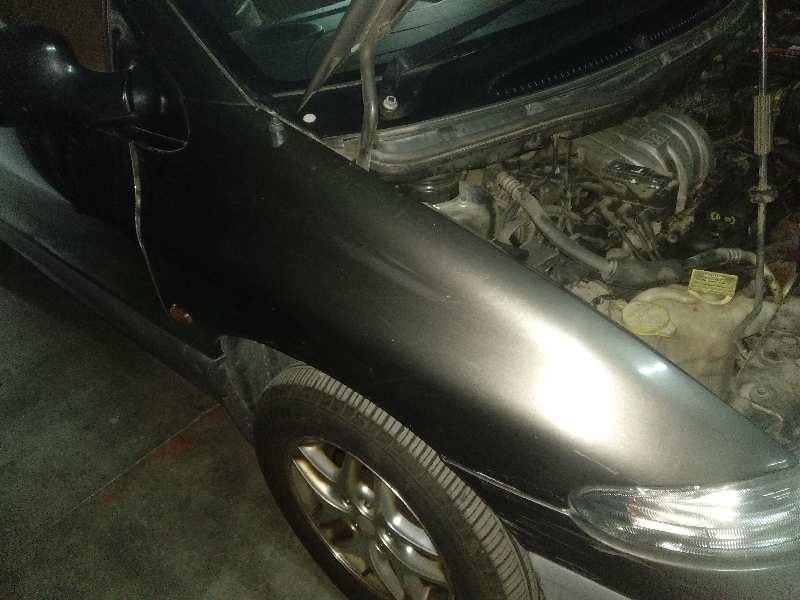 aleta delantera derecha   chrysler voyager (gs) 3.8 le awd 3.8 v6 cat