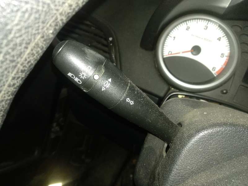 Mando luces peugeot 207 1.4 hdi