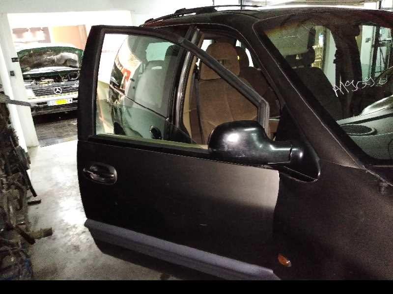 Puerta delantera derecha chrysler voyager  grand voyager iii 3.8 i awd