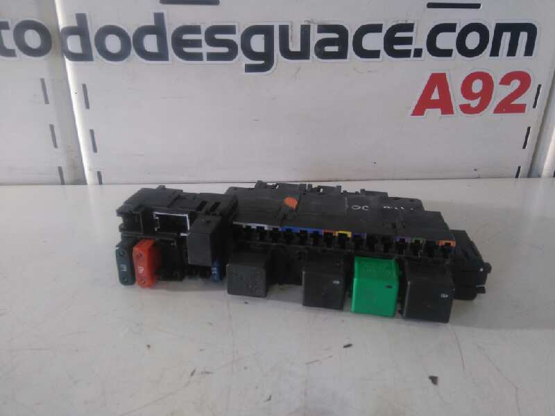 Caja reles / fusibles mercedes-benz clase s s 320 cdi (220.025 220.125)