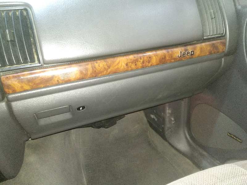 Guantera jeep grand cherokee i 2.5 td 4x4 (z)