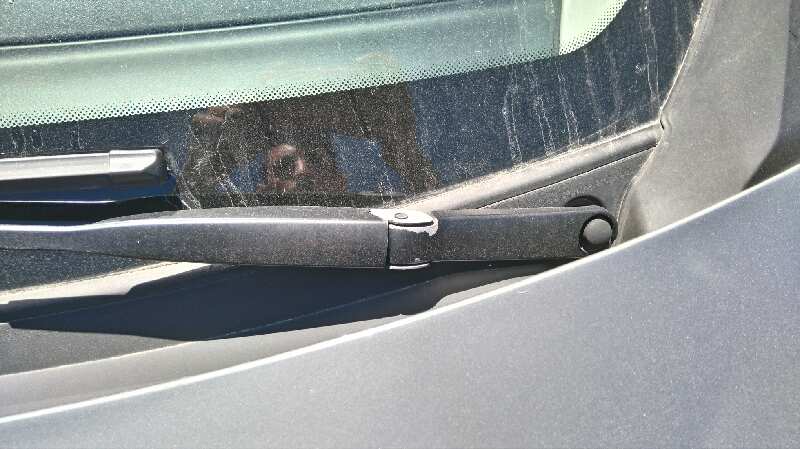 Brazo limpia delantero izquierdo fiat bravo ii 1.9 d multijet