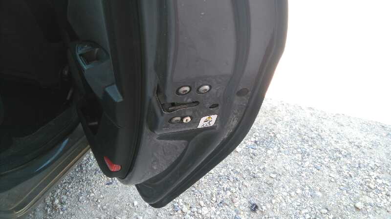 Cerradura puerta trasera derecha fiat bravo ii 1.9 d multijet