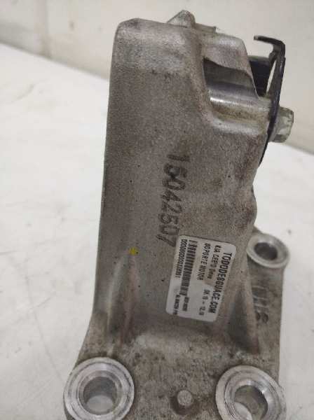 Soporte motor kia ceed 1.6 crdi 136