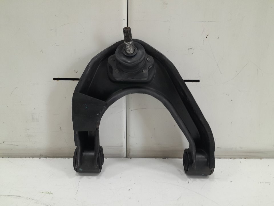 Brazo suspension superior delantero derecho nissan cabstar 35.15 dci 45.15 dci 3.0 (f24m