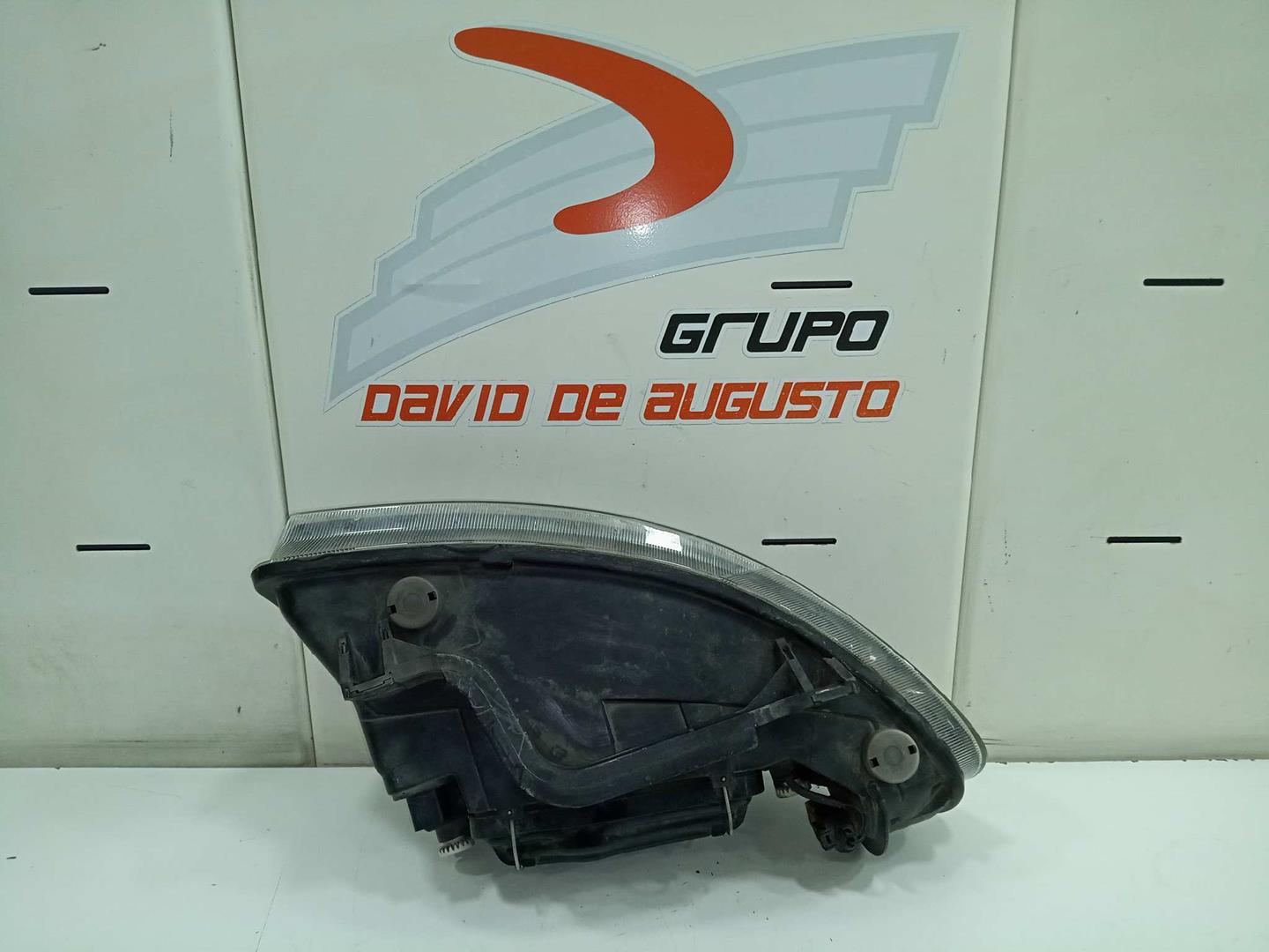 Faro izquierdo seat toledo ii 1.9 tdi