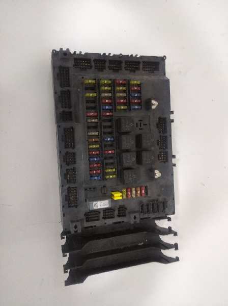 Caja reles / fusibles mercedes actros bm 963.xxx 3a