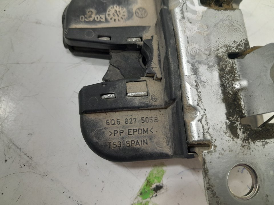 Cerradura maletero / porton volkswagen polo 1.2 12v