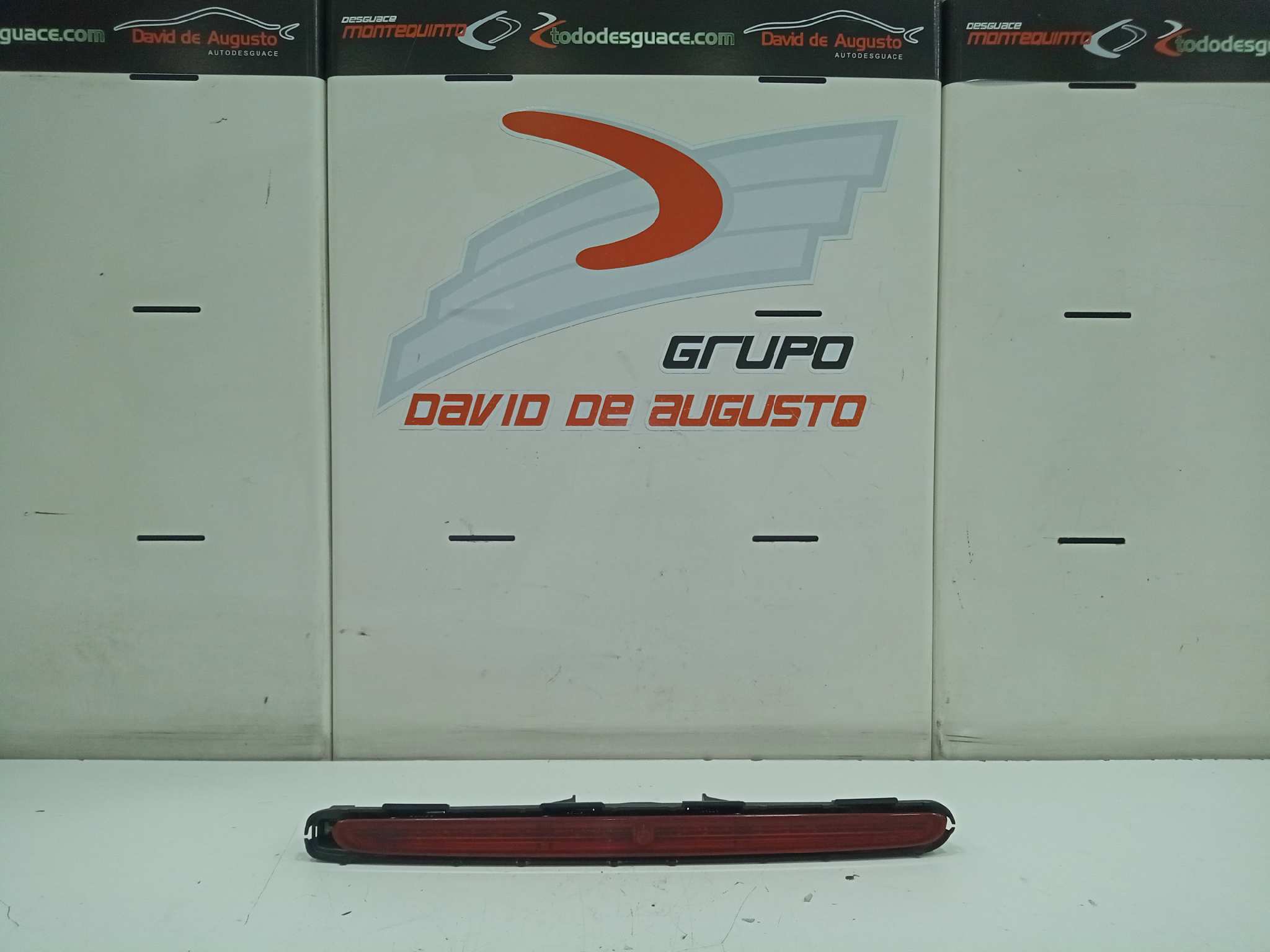 Luz central de freno mercedes-benz clase e e 270 cdi (211.016)