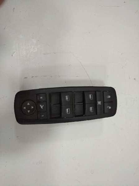 Mando elevalunas delantero izquierdo fiat freemont 2.0 jtd