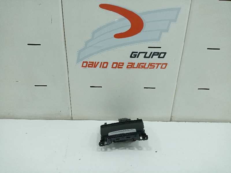 Cenicero audi a4 avant 2.0 tdi