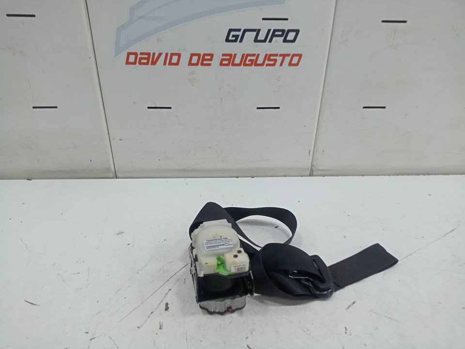 Cinturon seguridad delantero izquierdo c 200 kompressor (203.745)