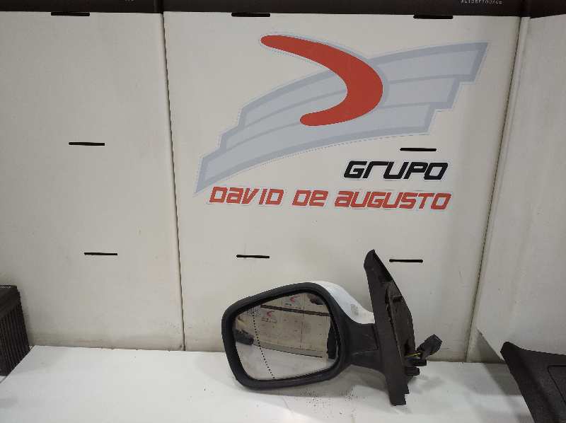 Retrovisor izquierdo electrico 1.5 dci 70