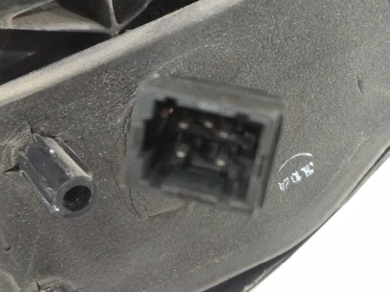 Retrovisor izquierdo electrico 1.5 dci 70