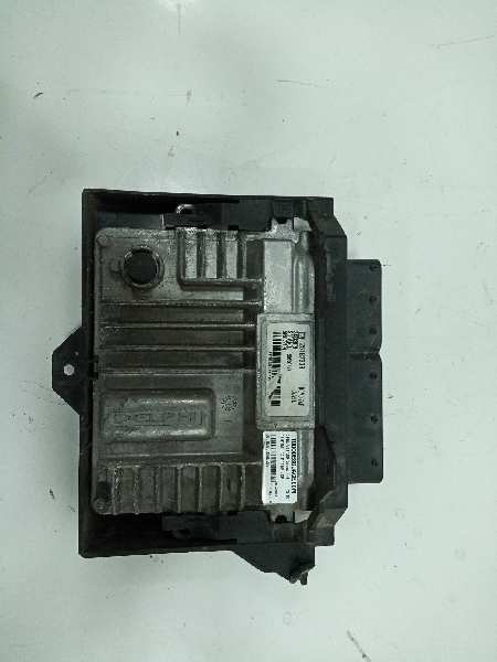 Centralita motor uce opel antara 2.2 cdti 4x4
