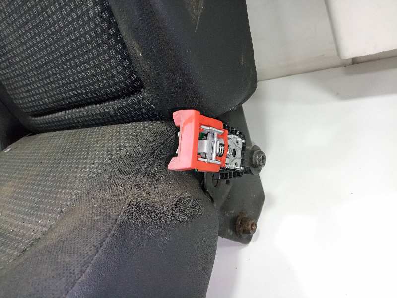 Asiento delantero derecho mercedes sprinter 02.00  caj