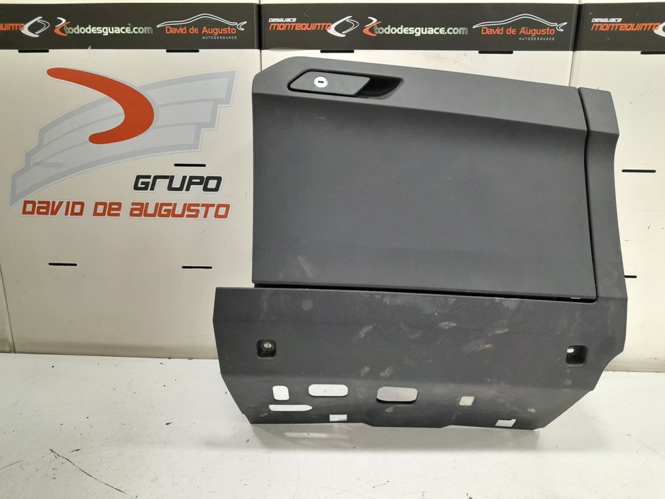 Guantera audi q3 (8ug) attraction     