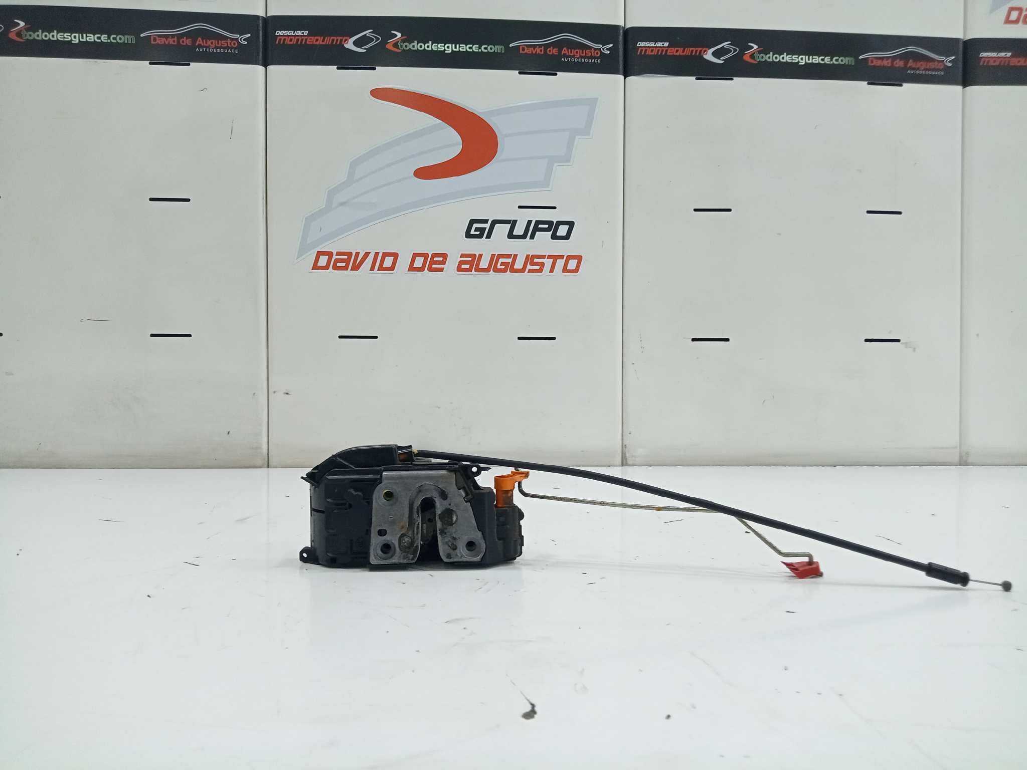 Cerradura puerta delantera derecha renault master kasten l2h3 gka