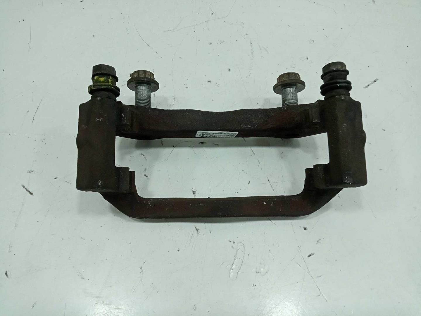 Soporte pinza freno delantero izquierdo kia sportage 1.6 gdi