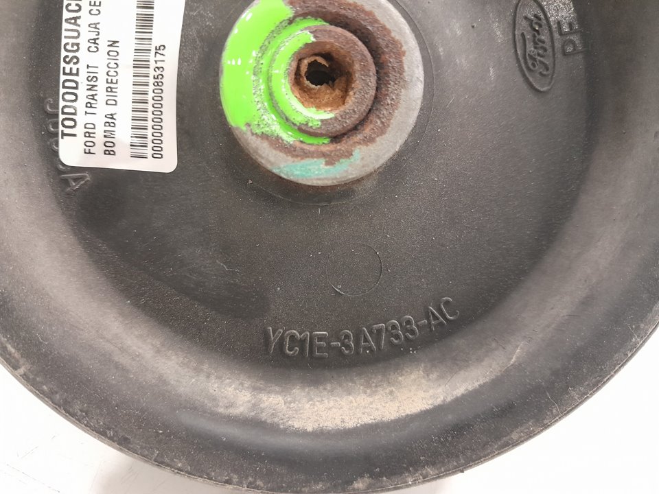 Bomba direccion ford transit  caja cerrada  06