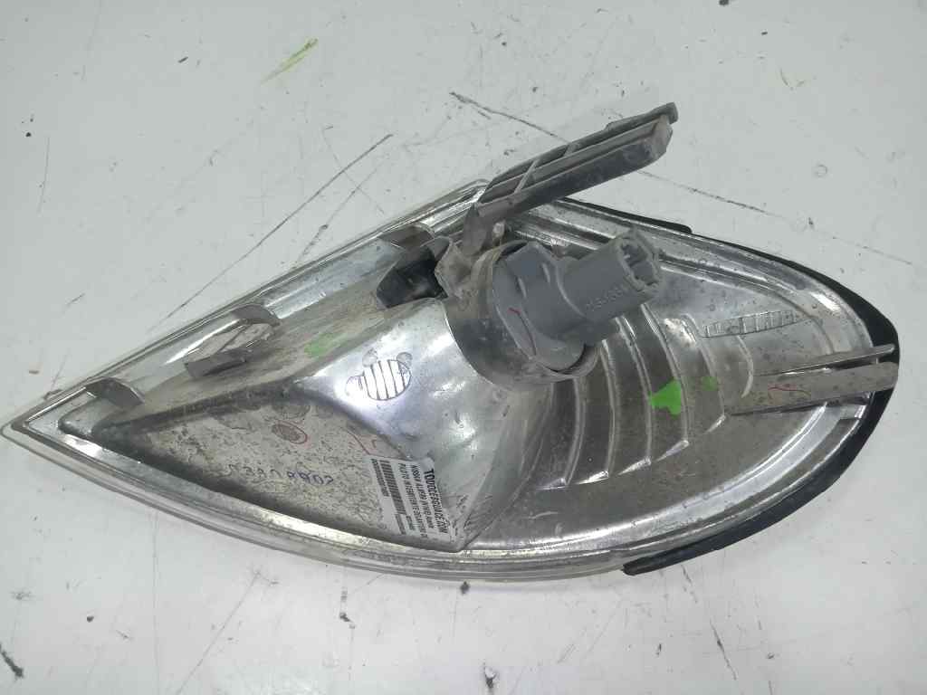Piloto intermitente delantero derecho nissan almera ii hatchback 1.5 dci