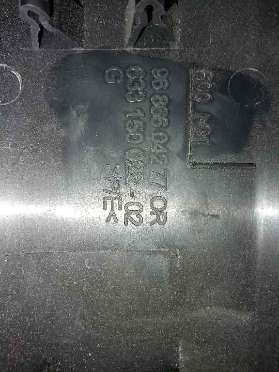 Moldura citroen ds3 base      09.09 