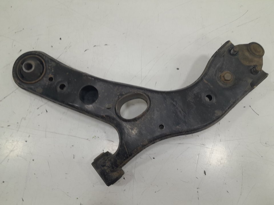 Brazo suspension inferior delantero derecho toyota rav 4 iii 2.2 d 4wd (ala30_)