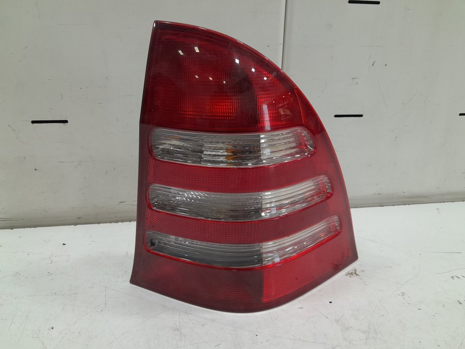Piloto trasero derecho mercedes-benz clase c t-model c 220 cdi (203.206)
